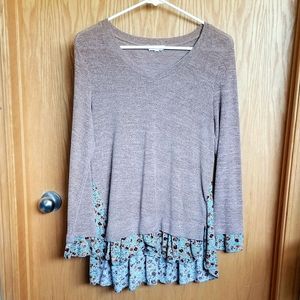 Stylish ladies long sleeve top